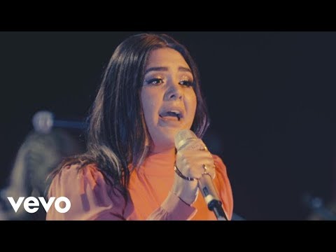 Yuridia - Polos Opuestos / Noche de Copas (Primera Fila) (En Vivo)