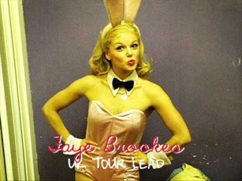 Elle Woods 'Legally Blonde' Comparison