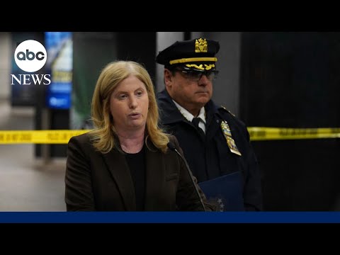 FBI, NYPD search sites around city amid corruption investigation, sources say