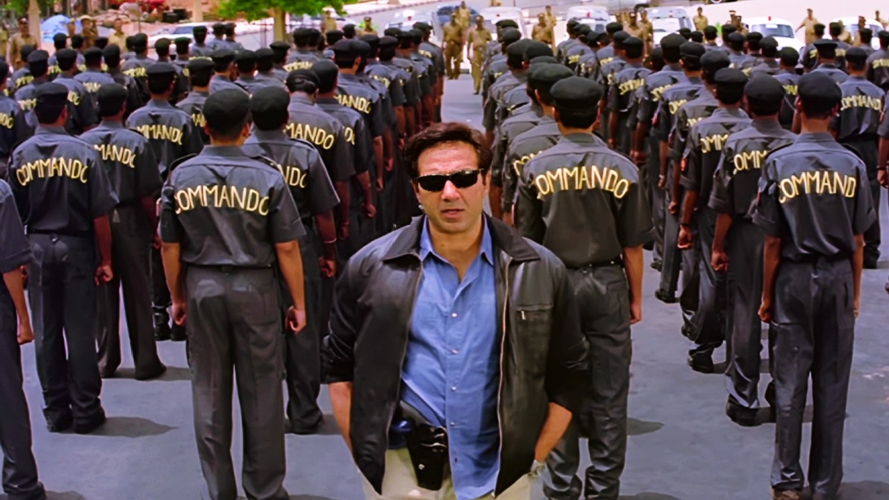Sunny Deol Ne Commandos Ke Beech Chhipe Aatankwadi Ko Dhoond Nikala | Best Action Scene