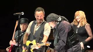 Bruce Springsteen - Rosalita (Live in Perth Western Australia 2017)