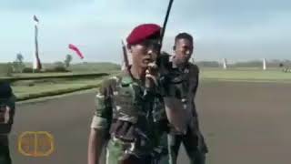 Download lagu PENERJUN KOPASSUS MENGIBARKAN BENDERA MERAH PUTIH TERBESAR mp3