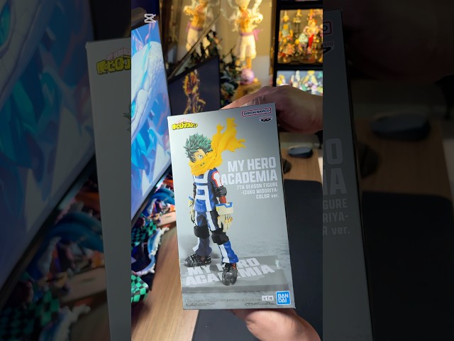 Vídeo relacionado con Banpresto Figura de Accion Izuku Midoriya My Hero Academia 7Th Season, Color Ver. 24 cm, BP89951P Multicolor, Figura Coleccionable, Optimo para los fanaticos del Anime