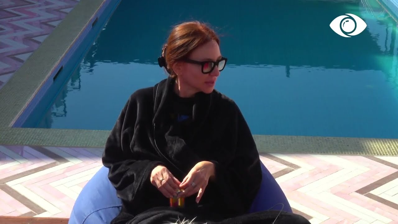 Ermiona ironizon Maestron: Më ndryshon dita po mos të më flasë!