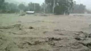 preview picture of video 'huracan alex en rio pilon  montemorelos'
