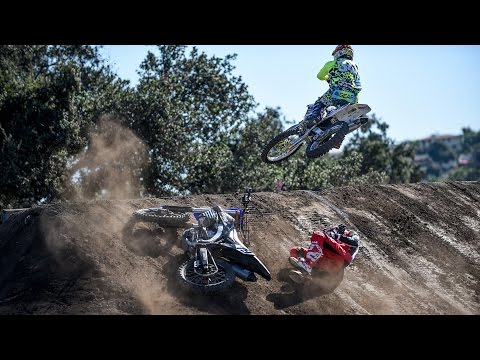 Darryn Durham CRASH – Red Bull Straight Rhythm 2016