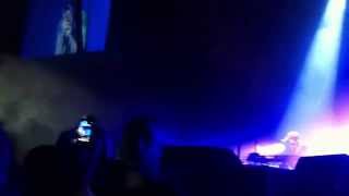 Suede - I can't give her what she wants & Everything will flow (Live)