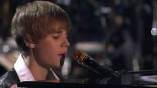 Justin Bieber - &quot;Pray&quot;  (HD) AMA Music Awards 2010 Performance LIVE