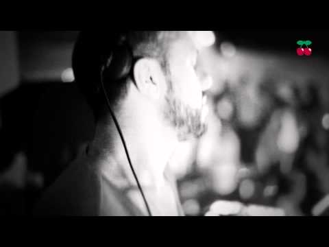 Angel Linde Pacha Resident