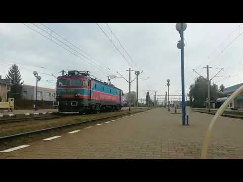 Marfar Unicom Tranzit Trecând În Viteză La Gara Pașcani Data:04-OCT-2020