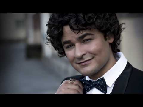 Amadeus Lundberg - Poika varjoiselta kujalta