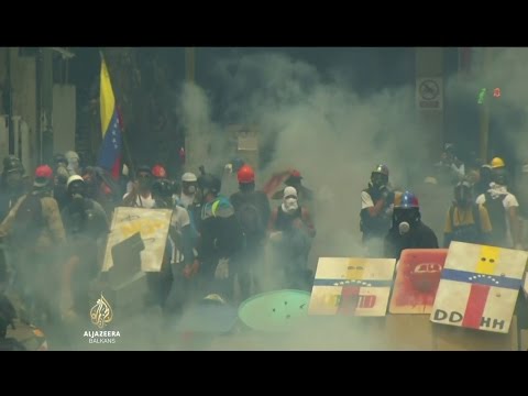 Venecuela: Sukob demonstranata i policije