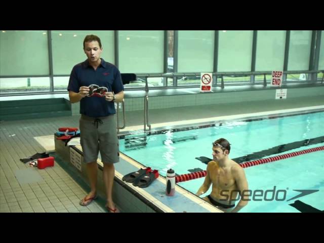 Vidéo teaser pour Swim workout using the Speedo Biofuse finger paddles