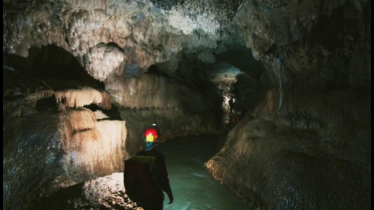 Description of Petruk Cave