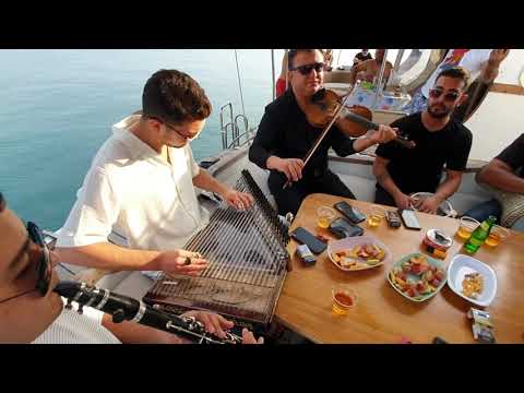 VEFASIZ ALEM & BİR SOKAK ÇEŞMESİ & SİGARAMDA DUMAN DUMAN - MURAT BAYRAKDAR