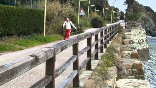 preview picture of video 'Da Cogoleto a Varazze lungo la vecchia ferrovia'