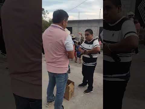 la gente se une para celebrar una boda tradicional San Agustín Oapan Guerrero
