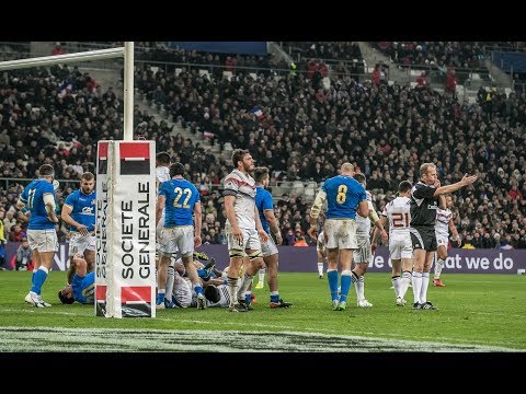 Luca Bigi gets yellow card after intentional knock on! | NatWest 6 Nations