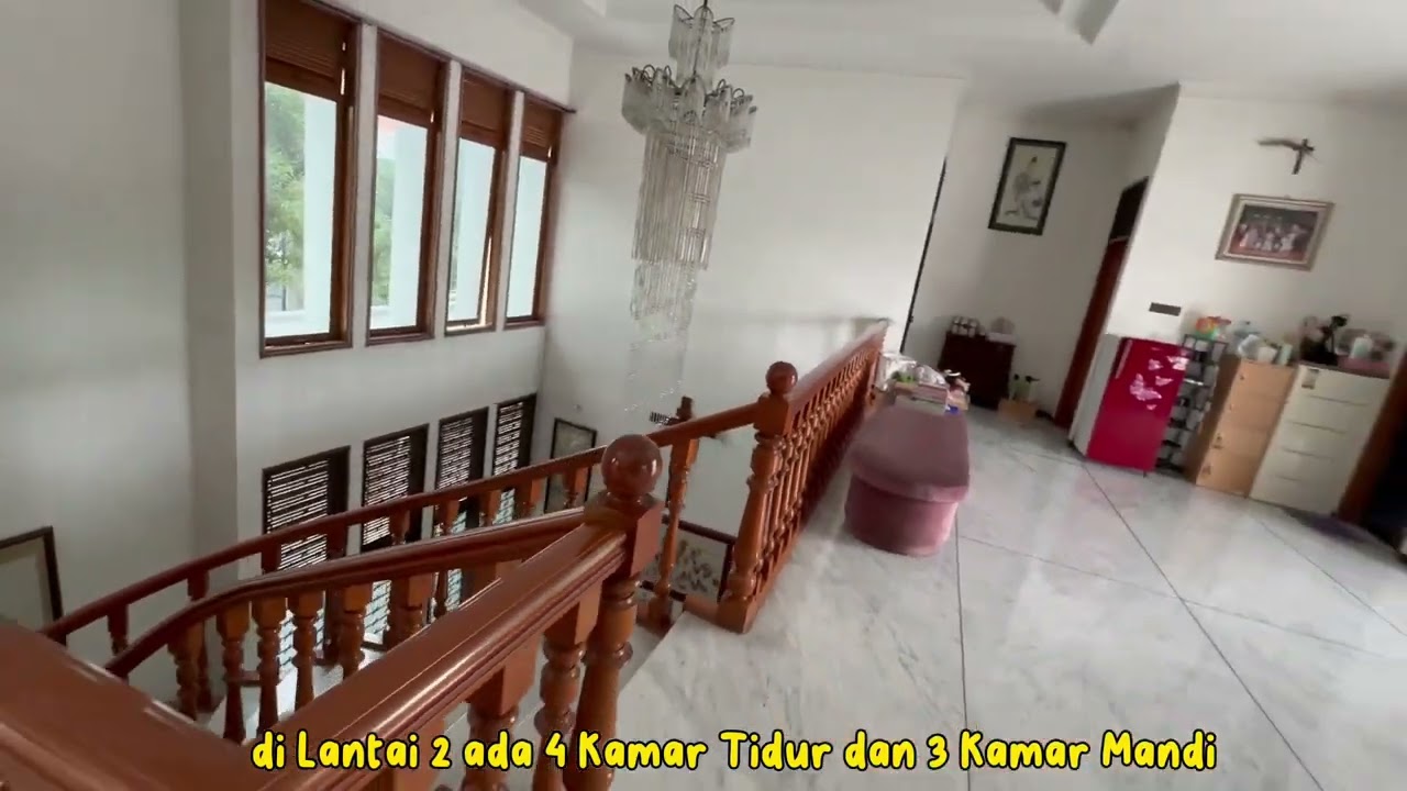 RUMAH PUNCAK PERMAI UTARA DENGAN POOL ADA 4 KAMAR TIDUR BANGUNAN 2 LANTAI DENGAN LUAS TANAH 750M2