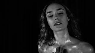 Download lagu Coco Alice, Australian petite model. mp3