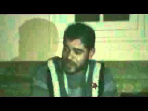 المنشد أبو ناصر يغني "قولو الله ياثوار" في سهرة ثورية في حي الخالدية في مدينة حمص