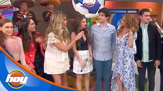 Download lagu Elenco de 'Viva los niños' se reúnen para felicitar a Andrea Legarreta | TBT | Hoy mp3 Download lagu Elenco de 'Viva los niños' se reúnen para felicitar a Andrea Legarreta | TBT | Hoy mp3