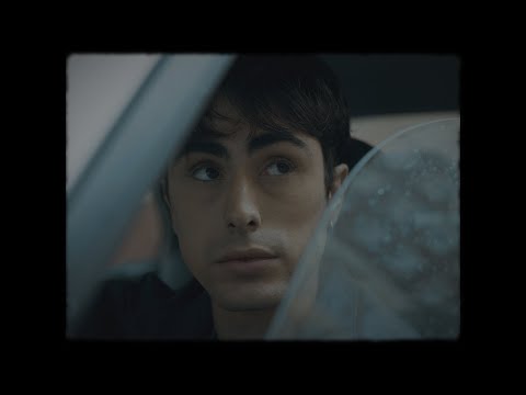 Video thumbnail for Tú No Me Tienes Que Salvar
