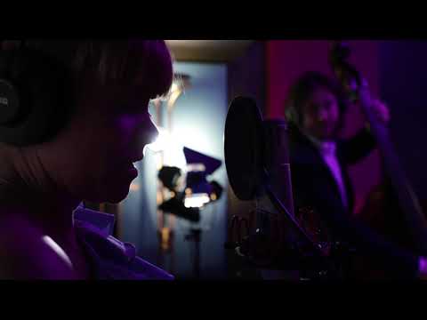 LDO  "Love For Sale" Feat: Sara Oschlag