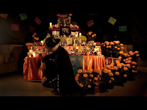 IGNACIO ARANEDA - TRAGUITOS DE MEZCAL (VIDEO OFICIAL)