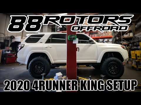 2020 TOYOTA 4RUNNER SR5, KING SHOCKS, LIFTED, BLACK RHINO DUGGERS