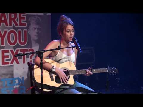 HALLELUJAH – LEONARD COHEN performed by ERIN BLOOMER at the Southampton Area Final of Open Mic UK