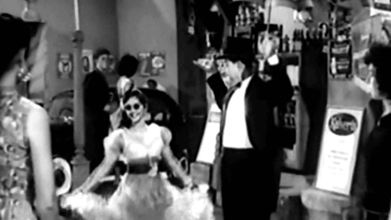 Lo Aaya Japanwala Sabse Aalisaan Vala Aana Aana Le Jana Sabse Saste Vala Lyrics | Tel Malish Boot Polish | Geeta Dutt, Mohammed Rafi | Chitragupt