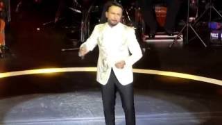 TARKAN hani o bırakıp giderken seni   harbiye cemil topuzlu açıkhava tiyatrosu 9 eylül 2016