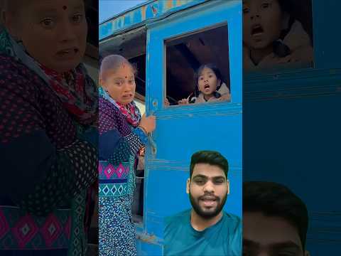 Usne Mara mujhe Duckling saves seriously injured cat 🐈 #duckrescue​​ #cuteanimals​​ #animalrescue