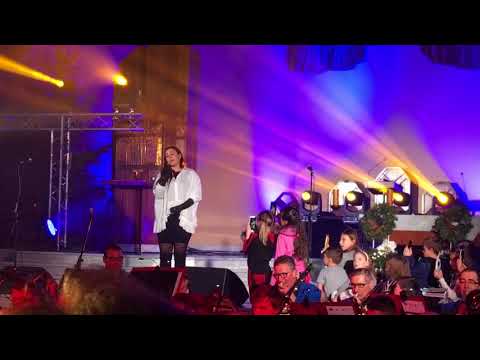 Ewa Farna- Gdy śliczna Panna Rybnik 6.01.2018
