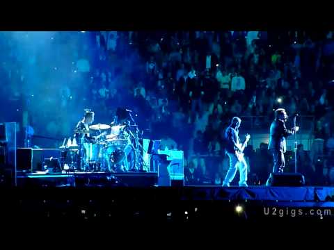 U2 Helsinki 2010-08-20 Moment Of Surrender - u2gigs.com