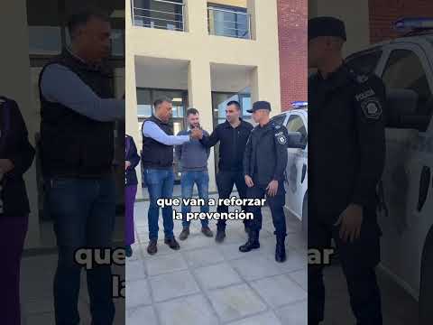En General Viamonte, junto al intendente Franco Flexas, entregamos móviles policiales que se sum