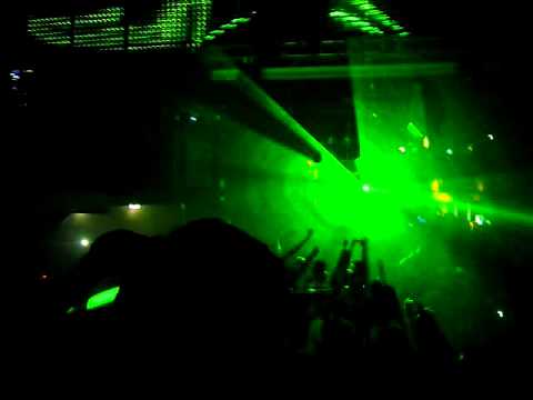 Marco Carola plays M. Carola - Play it loud + Mike Vale - Pretty woman @ Magazzini Generali 18.2.11