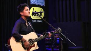 Vicci Martinez - Come Along (Bing Lounge)