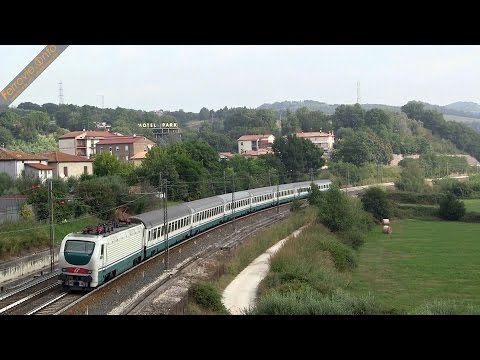 E.402B.120 con Intercity 533 Ancona - Roma T.ni - E.402B.120 with Intercity 533 Ancona - Roma T.ni
