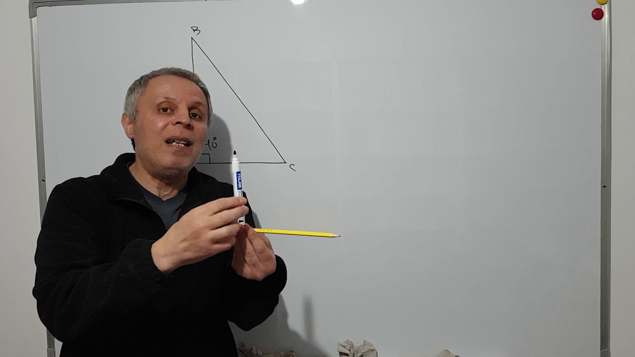 LEC?II 90: CLS. 6+: Triunghi dreptunghic/dreptunghic isoscel - câte grade au unghiurile lor