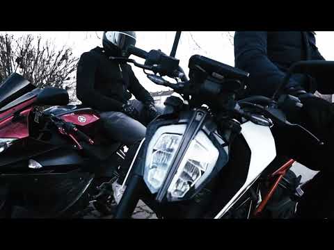 La Alpha - Kopfgeficke Täglich (Official Video)