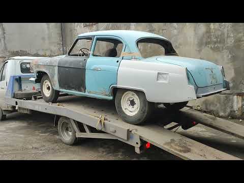 Gaz 21 Volga , tow track and rabbit