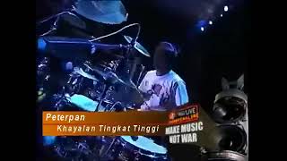Download lagu Peterpan - Khayalan Tingkat Tinggi [Live At A Mild Live Soundrenaline | 18 Desember 2004] mp3