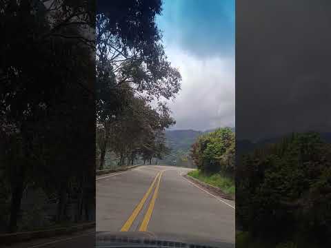 Camino al Carmen de Atrato Chocó, éste municipio está ubicado en la cordillera occidental