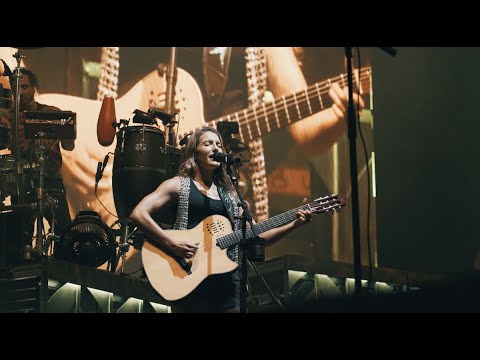 Caroline Jones - Zac Brown Band The Comeback Tour Diary #1