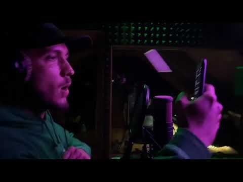 Małpa DNS aka DEENESH -  #hot16challenge2