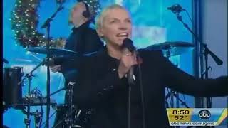 Annie Lennox God Rest Ye Merry Gentlemen (Live - 2010)