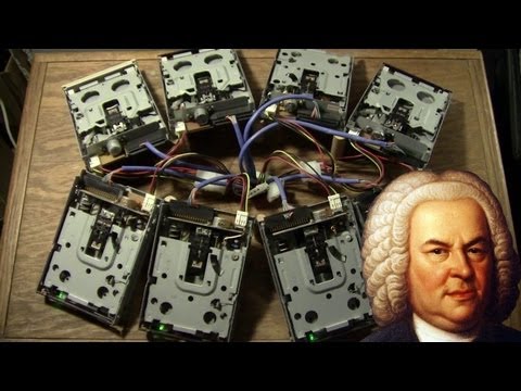 Toccata and Fugue in D Minor (On Floppy Drive Organ)