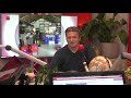 Lars draait restaurant met jongens met down